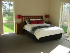 19 Mokihi Gardens 020_900.jpg